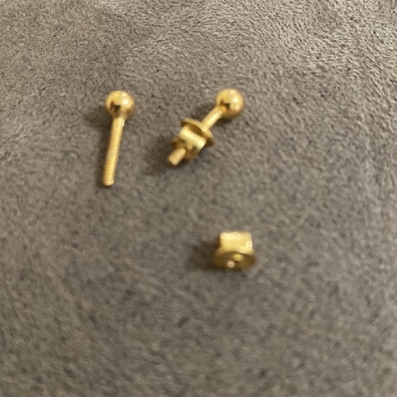 22k solid gold ball earrings - Picture 4 of 5